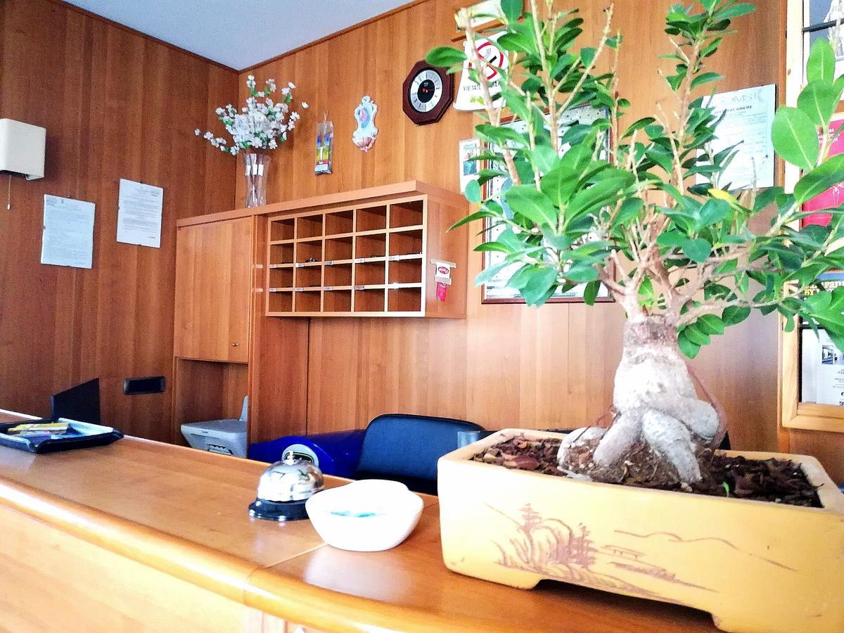 Central Room Fortuna Pompéi Extérieur photo